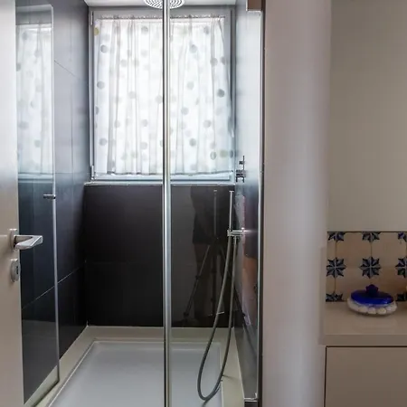 Plum Guide - Birds Of Paradise Appartement